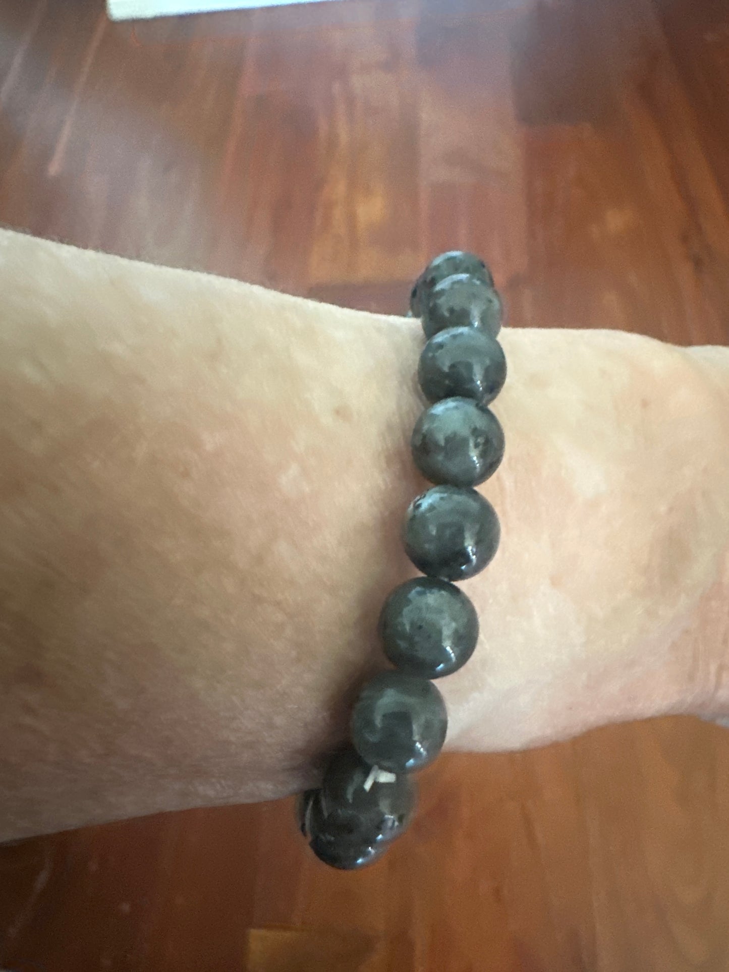 Natural Bead Bracelet (8mm)