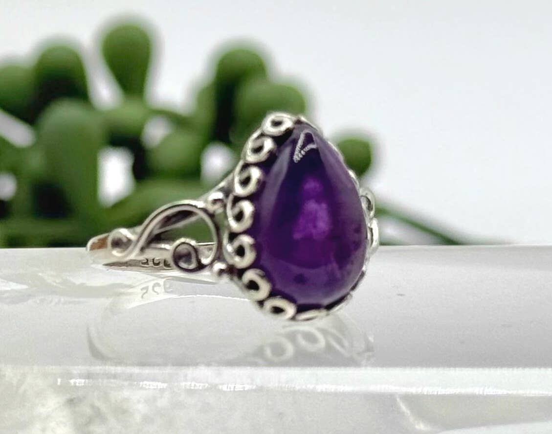 Amethyst Semi-Precious Gemstone 925/Sterling Silver Ring
