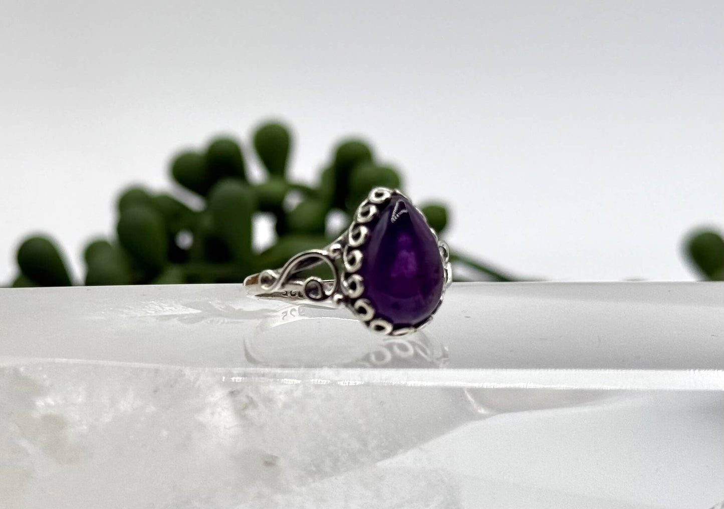 Amethyst Semi-Precious Gemstone 925/Sterling Silver Ring
