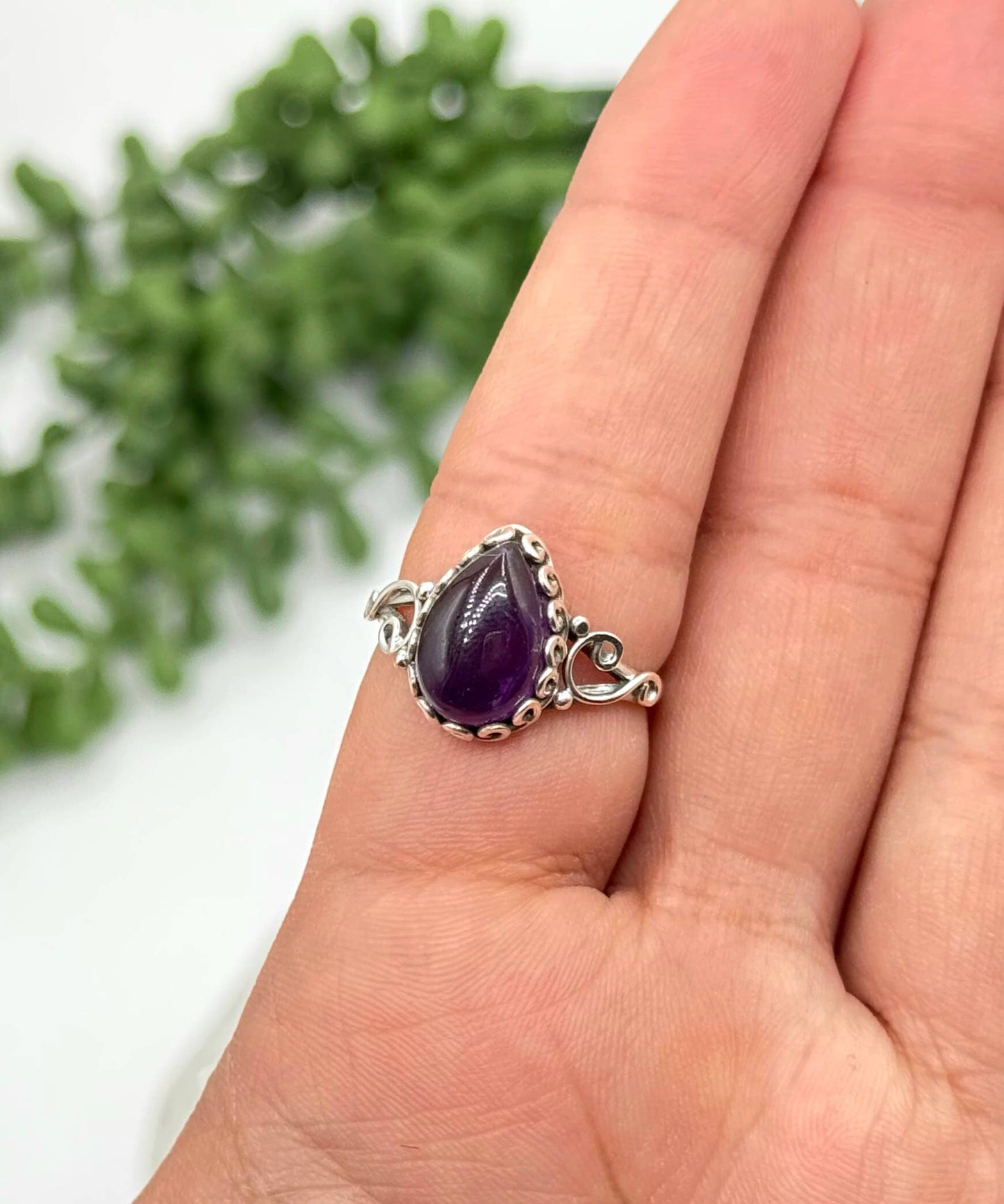 Amethyst Semi-Precious Gemstone 925/Sterling Silver Ring