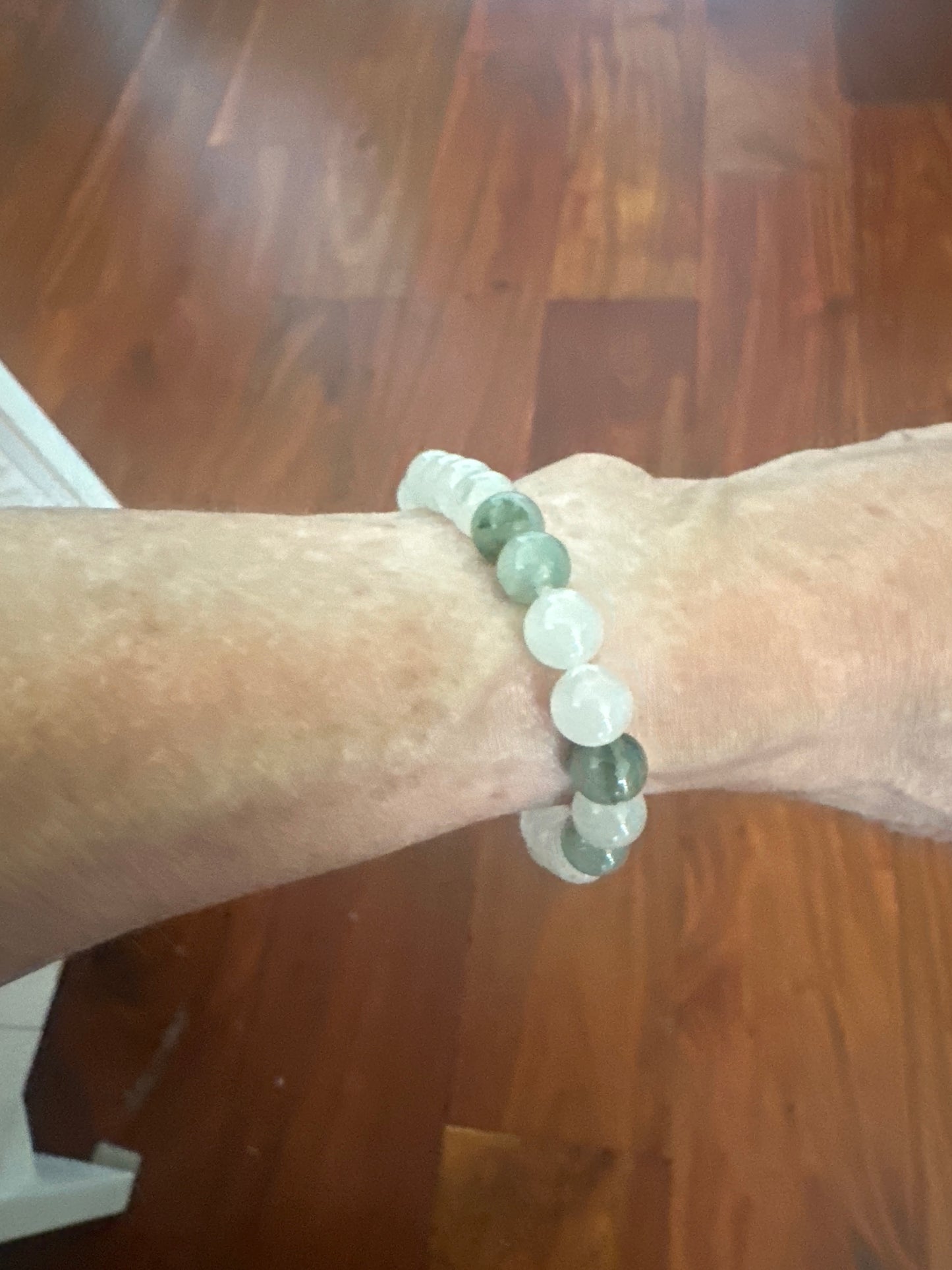 Natural Bead Bracelet (8mm)