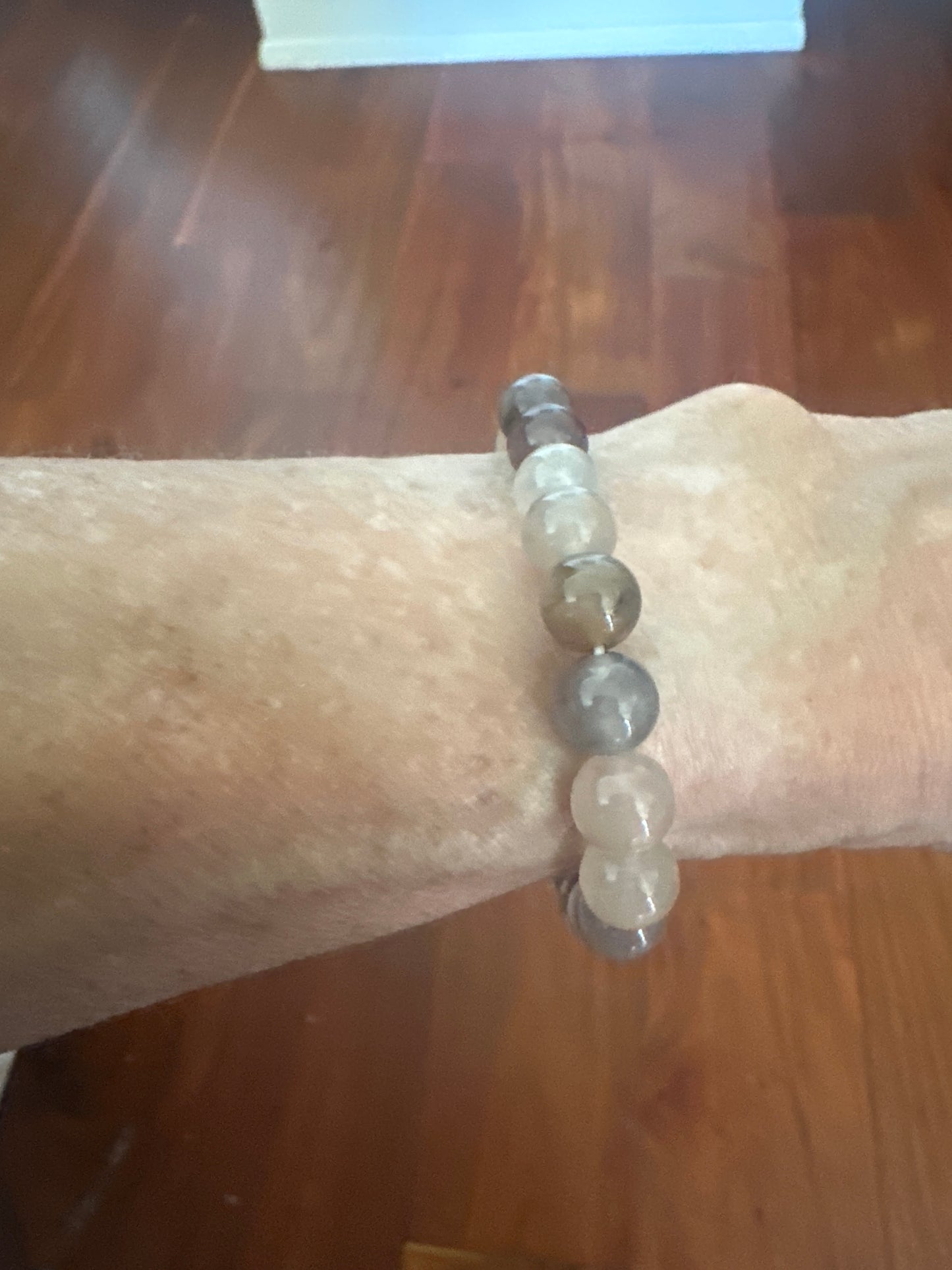 Natural Bead Bracelet (8mm)