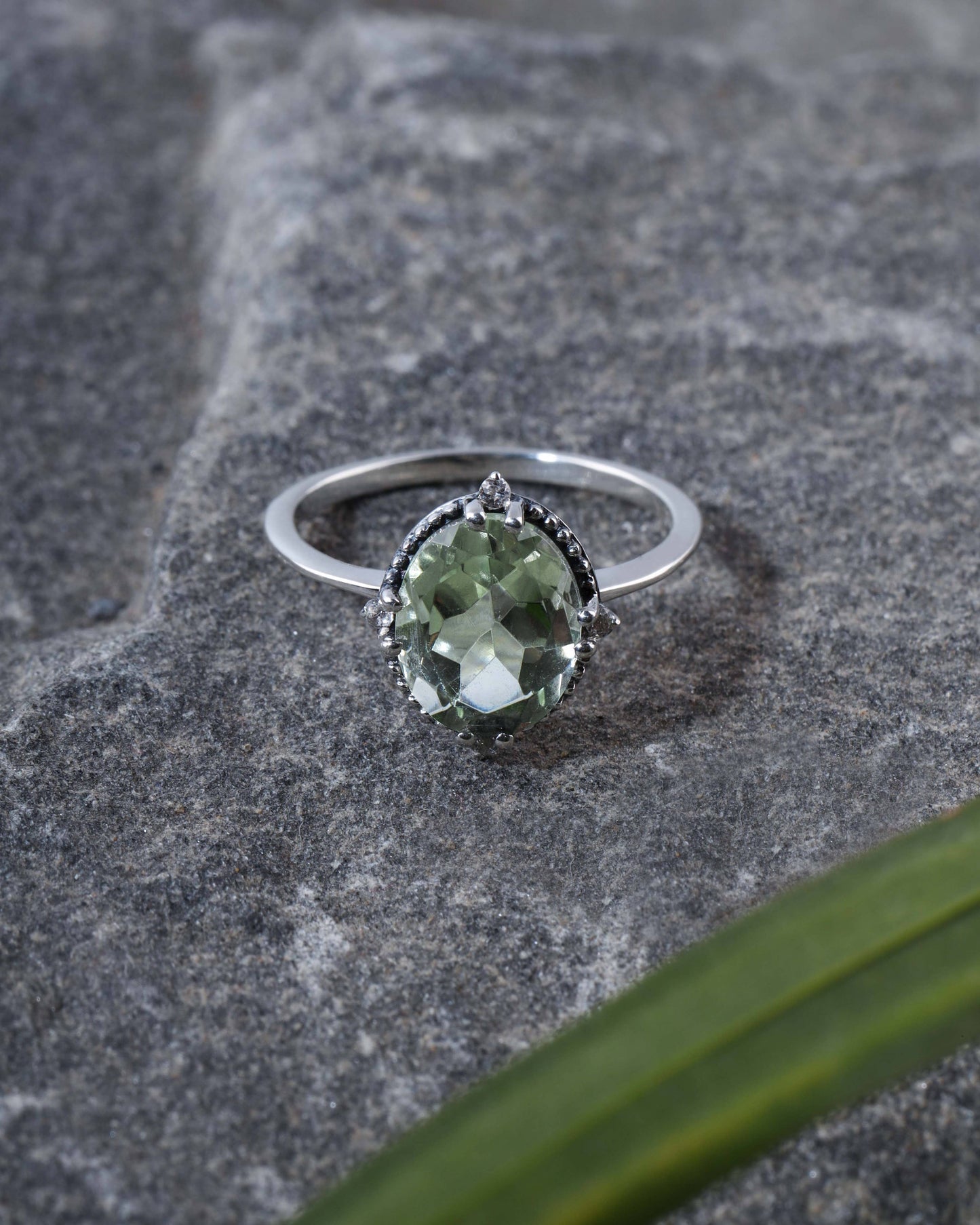 925 Sterling Silver Green Amethyst Gemstone Solitaire Ring